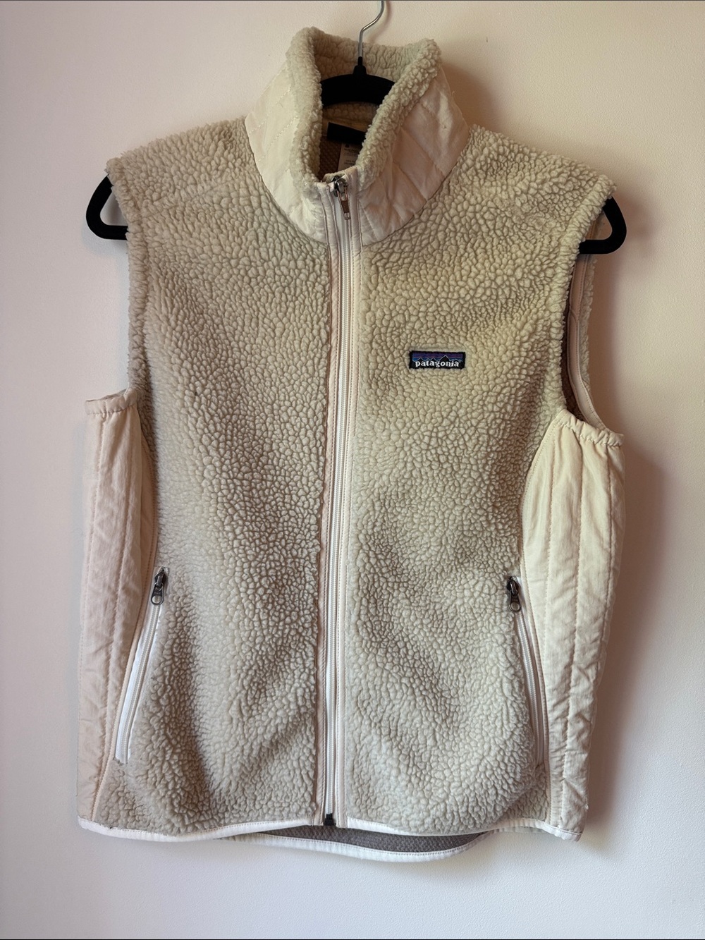 Patagonia Cream Sherpa Fleece Vest with Quilted Side Panels